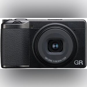 Ricoh GR III Digital Compact Camera 24MP APS-C CMOS Sensor 28mm F2.8 BRAND NEW